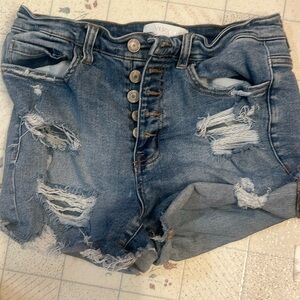 Super cute Vervet jean shorts